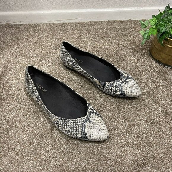 Vionic Flat Shoe Size 7 Caballo Snakeskin Print Gray - Picture 2 of 8